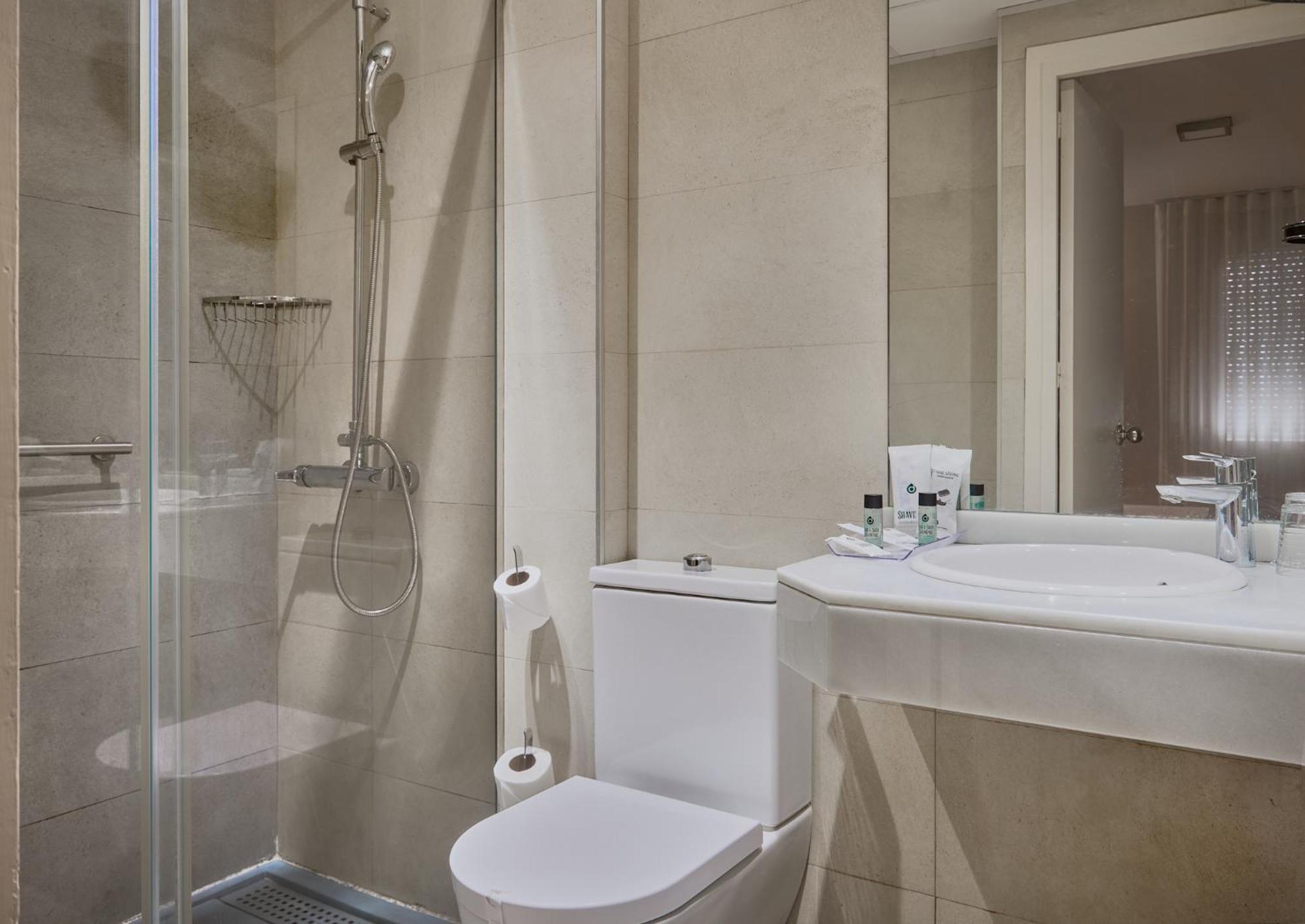 Reyes Catolicos Otel Sevilla Dış mekan fotoğraf